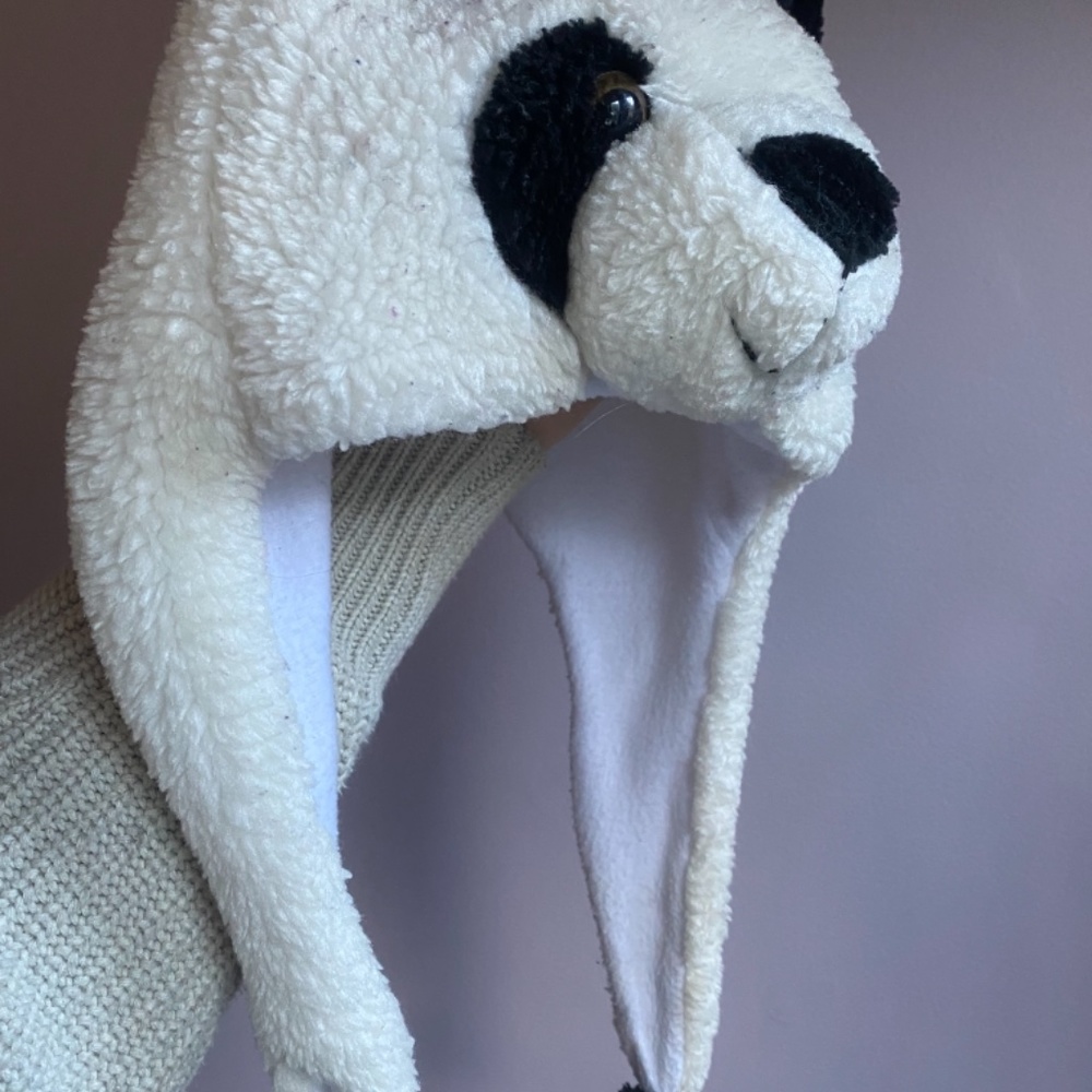 Kids winter Panda hat - Picture 2 of 2